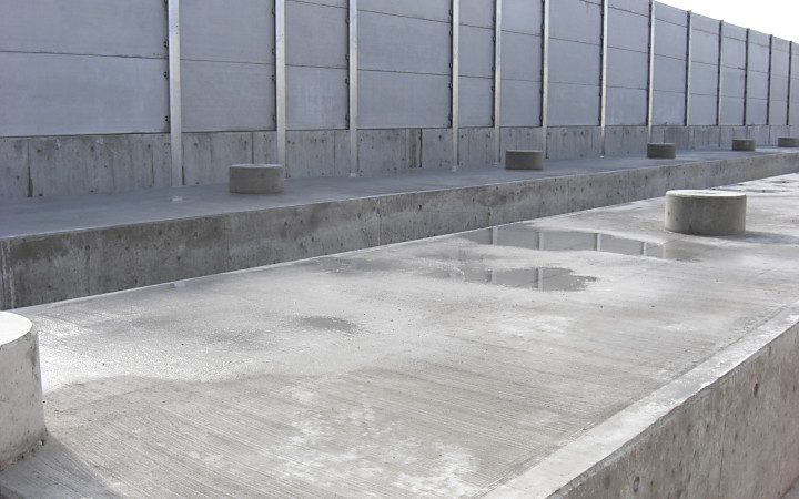 株式会社永和工業は橋梁工事最先端の技術で橋梁の建設に取り組むプロフェッショナル集団です。技術力向上に努め、橋梁など鋼構造物の架設に携わり生活や産業を支える基幹として貢献しております