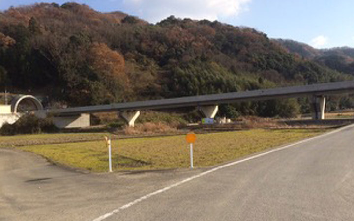 株式会社永和工業は橋梁工事最先端の技術で橋梁の建設に取り組むプロフェッショナル集団です。技術力向上に努め、橋梁など鋼構造物の架設に携わり生活や産業を支える基幹として貢献しております