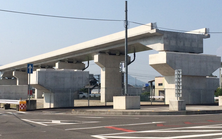 株式会社永和工業は橋梁工事最先端の技術で橋梁の建設に取り組むプロフェッショナル集団です。技術力向上に努め、橋梁など鋼構造物の架設に携わり生活や産業を支える基幹として貢献しております