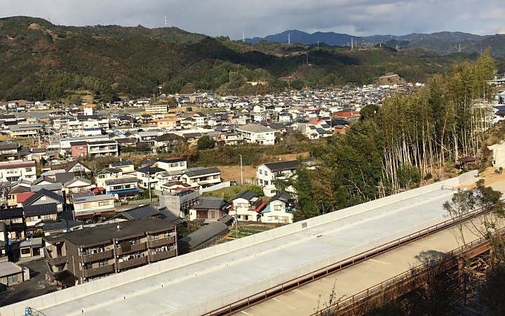 株式会社永和工業は橋梁工事最先端の技術で橋梁の建設に取り組むプロフェッショナル集団です。技術力向上に努め、橋梁など鋼構造物の架設に携わり生活や産業を支える基幹として貢献しております