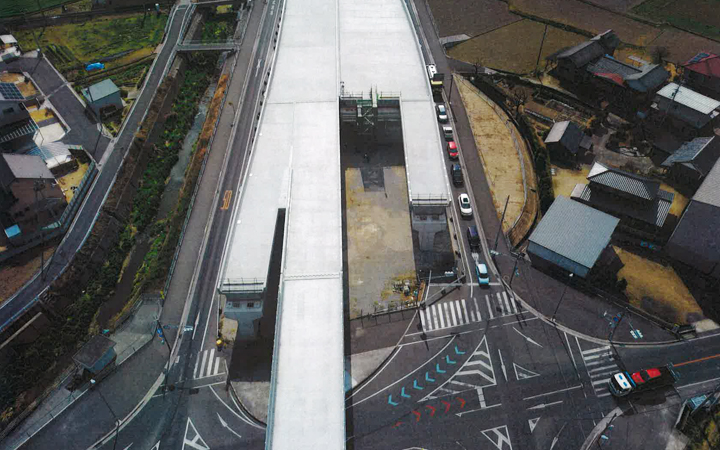 株式会社永和工業は橋梁工事最先端の技術で橋梁の建設に取り組むプロフェッショナル集団です。技術力向上に努め、橋梁など鋼構造物の架設に携わり生活や産業を支える基幹として貢献しております