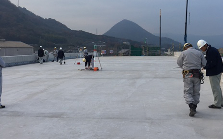 株式会社永和工業は橋梁工事最先端の技術で橋梁の建設に取り組むプロフェッショナル集団です。技術力向上に努め、橋梁など鋼構造物の架設に携わり生活や産業を支える基幹として貢献しております