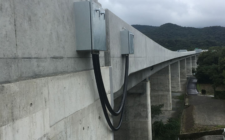 株式会社永和工業は橋梁工事最先端の技術で橋梁の建設に取り組むプロフェッショナル集団です。技術力向上に努め、橋梁など鋼構造物の架設に携わり生活や産業を支える基幹として貢献しております