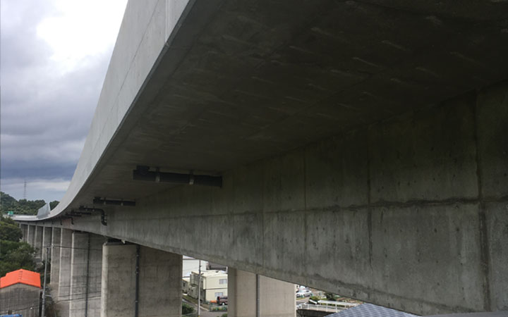 株式会社永和工業は橋梁工事最先端の技術で橋梁の建設に取り組むプロフェッショナル集団です。技術力向上に努め、橋梁など鋼構造物の架設に携わり生活や産業を支える基幹として貢献しております