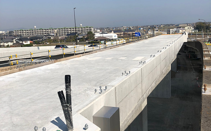 株式会社永和工業は橋梁工事最先端の技術で橋梁の建設に取り組むプロフェッショナル集団です。技術力向上に努め、橋梁など鋼構造物の架設に携わり生活や産業を支える基幹として貢献しております