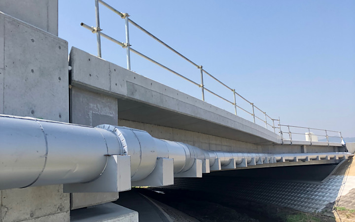 株式会社永和工業は橋梁工事最先端の技術で橋梁の建設に取り組むプロフェッショナル集団です。技術力向上に努め、橋梁など鋼構造物の架設に携わり生活や産業を支える基幹として貢献しております