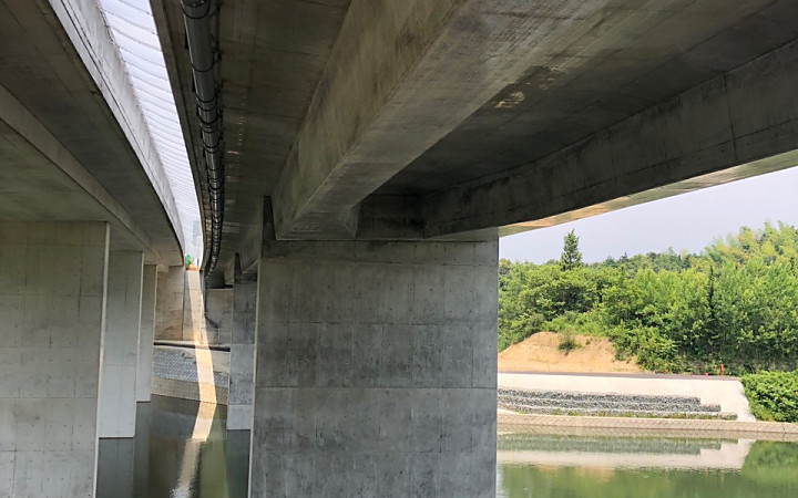 株式会社永和工業は橋梁工事最先端の技術で橋梁の建設に取り組むプロフェッショナル集団です。技術力向上に努め、橋梁など鋼構造物の架設に携わり生活や産業を支える基幹として貢献しております